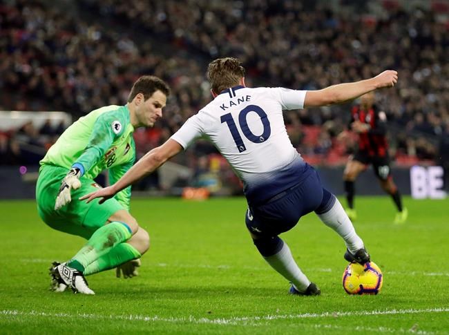 Former Canadian goalkeeper Asmir Begovic signs on loan with AC Milan | iNFOnews.ca
