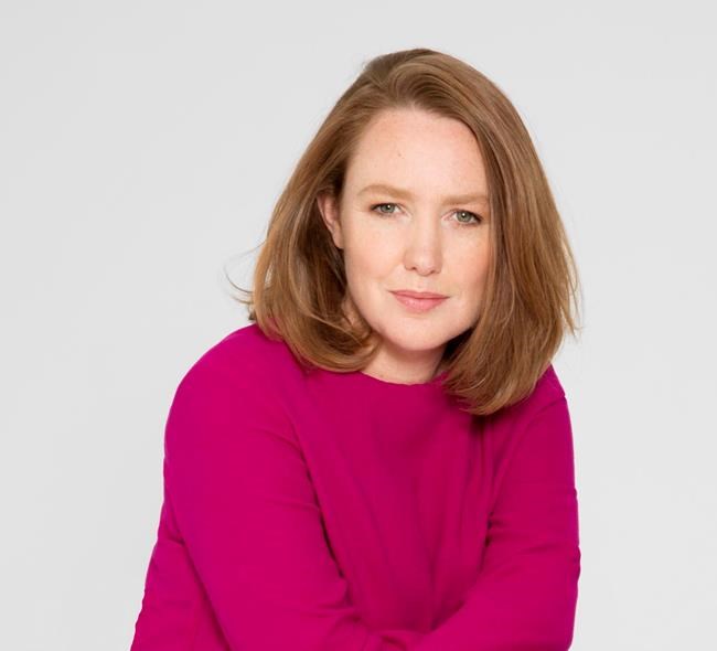 'The Girl on the Train' author Paula Hawkins dives into thriller 'Into the Water' | iNFOnews.ca 'The Girl on the Train' author Paula Hawkins dives into thriller 'Into the Water' | iNFOnews.ca