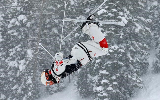 Canadian Kingsbury takes gold medal in 100th career moguls World Cup start | iNFOnews.ca