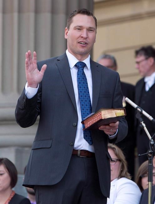 Plate fight is over: Saskatchewan ends ban on Alberta plates at its job sites | iNFOnews.ca