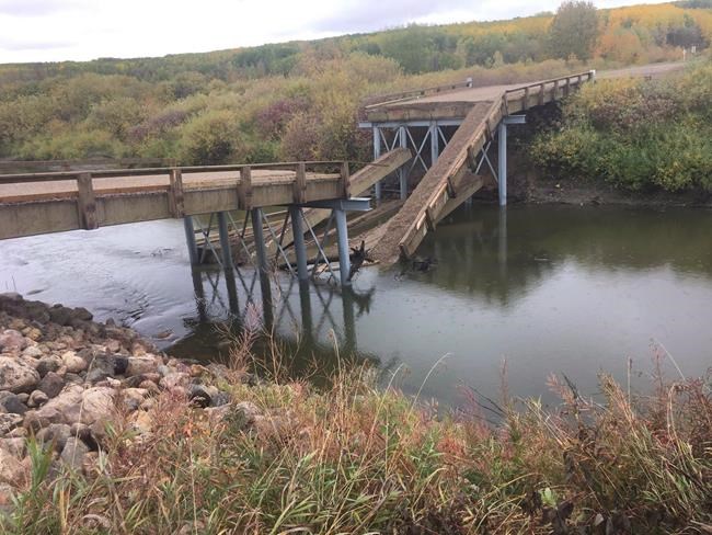 RM wanted cheaper option for bridge that fell: rural municipalities director | iNFOnews.ca