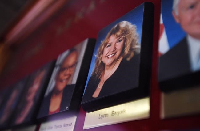 Beyak thumbs nose at Senate orders on racist letters about Indigenous Peoples | iNFOnews.ca