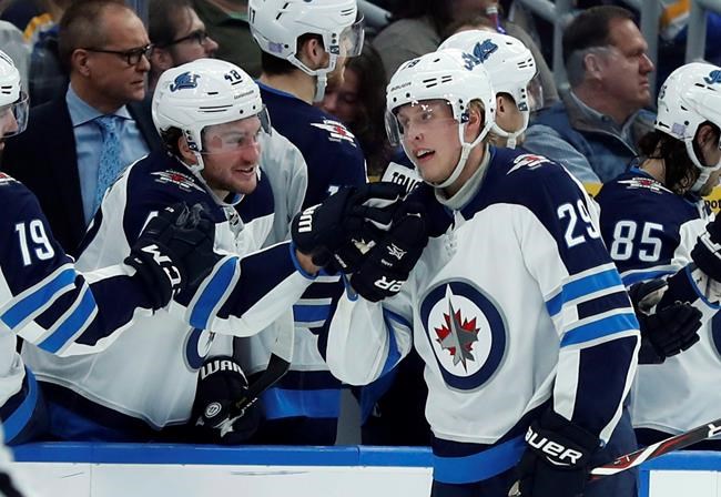Winnipeg man gets $1 million prize after Jets star scores five goals in one game | iNFOnews.ca
