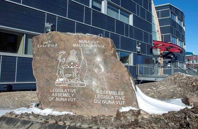 Food vouchers replace cheques as computer woes continue for Nunavut government | iNFOnews.ca