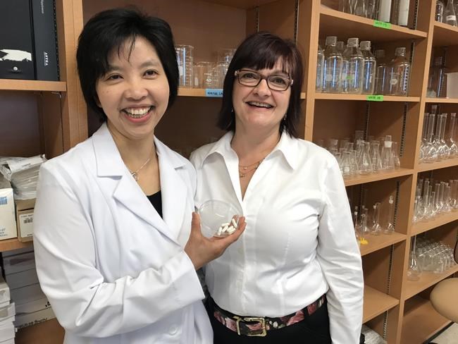 Capsule for fecal transplant as good as colonoscopy to treat C. difficile: study | iNFOnews.ca