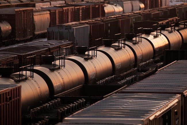 Crude-by-rail shipments from Western Canada rise by 34,000 bpd in May | iNFOnews.ca