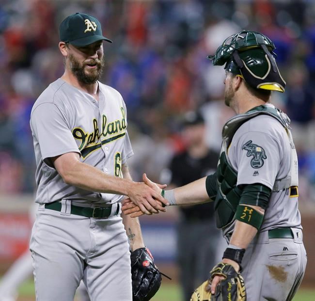 Blue Jays sign Canadian relief pitcher Axford to minor-league deal | iNFOnews.ca Blue Jays sign Canadian relief pitcher Axford to minor-league deal | iNFOnews.ca