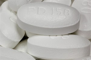 Public drug plans for seniors need overhauling, public policy reports say | iNFOnews.ca CP30953204