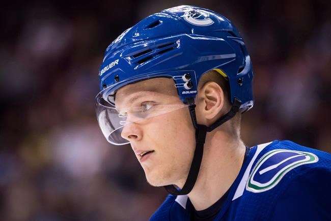 Canucks prospect Olli Juolevi undergoes season-ending knee surgery | iNFOnews.ca Canucks prospect Olli Juolevi undergoes season-ending knee surgery | iNFOnews.ca