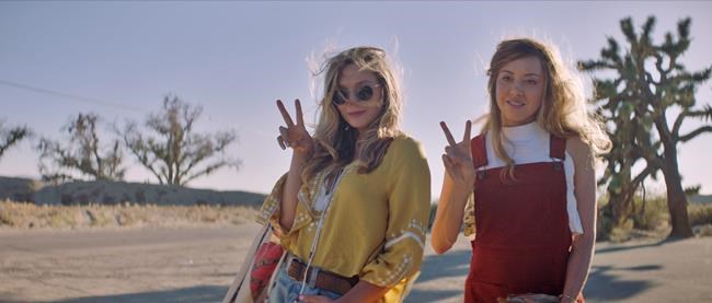 Aubrey Plaza explores the complications of social media in 'Ingrid Goes West' | iNFOnews.ca