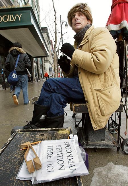 Montreal's famous 'Spoonman' busker says he's semi-retiring due to city bylaws | iNFOnews.ca