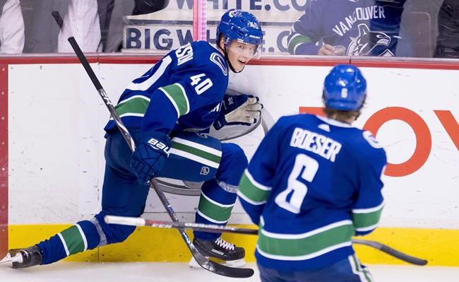 Canucks' Elias Pettersson will only get 'better and better': former teammate | iNFOnews.ca