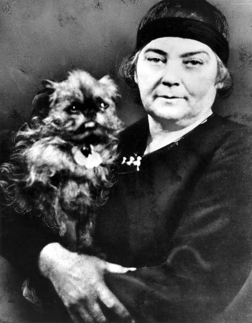 Canadians widely unaware of accomplishments of famous women, poll suggests | iNFOnews.ca Canadians widely unaware of accomplishments of famous women, poll suggests | iNFOnews.ca