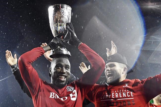 Toronto FC coach says Kawhi buzzer-beater could turn the Raptors tide | iNFOnews.ca