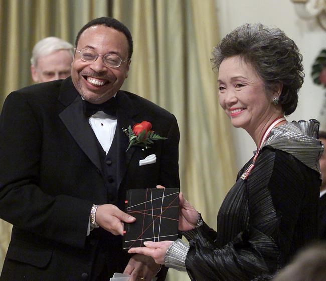 Arts dean at Regina university sorry poet vilified over lecture controversy | iNFOnews.ca