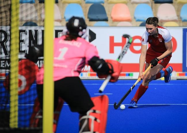 Canadian women's field hockey team having to mix training with fundraising | iNFOnews.ca