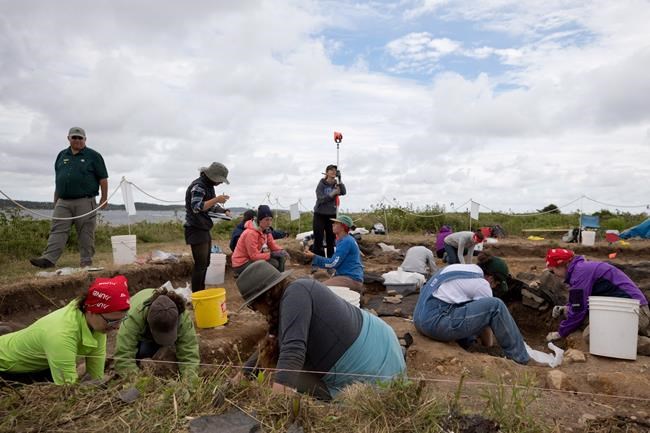 'Skeletons can tell you a lot.' Exhuming remains at 18th-century fort | iNFOnews.ca