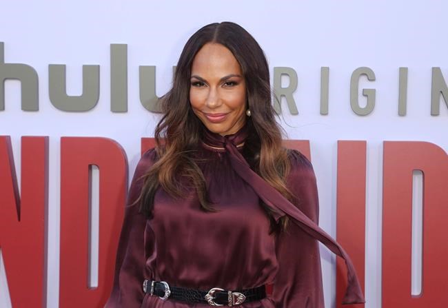 George Canyon, Amanda Brugel join panel for CBC book battle | iNFOnews.ca