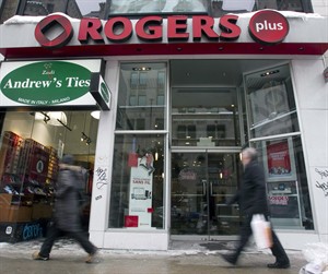 Rogers profits rise to $478 million in second quarter, revenue flat | iNFOnews.ca CP19506790