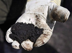 EU to soften fuel quality rules, opening door to Canadian crude: Financial Times | iNFOnews.ca CP28650286