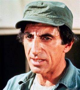 "MASH" star Jamie Farr falls ill on stage in Edmonton, released from hospital | iNFOnews.ca "MASH" star Jamie Farr falls ill on stage in Edmonton, released from hospital | iNFOnews.ca
