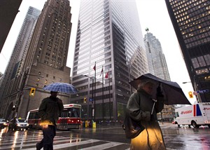 TSX lower amid falling crude oil prices, interest rate hike concerns | iNFOnews.ca CP29141607