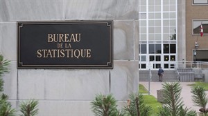 Minimum wage in 2013 same as 1975 in constant dollars: Statistics Canada | iNFOnews.ca CP29154031