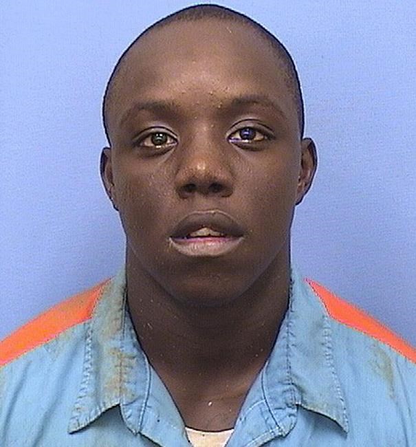 Suspect in University of Illinois shooting turns himself in | iNFOnews.ca