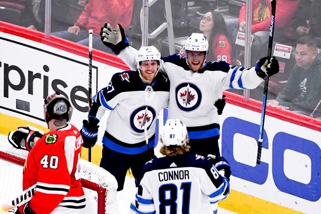 Scheifele scores in OT, Jets beat winless Blackhawks 3-2 | iNFOnews.ca