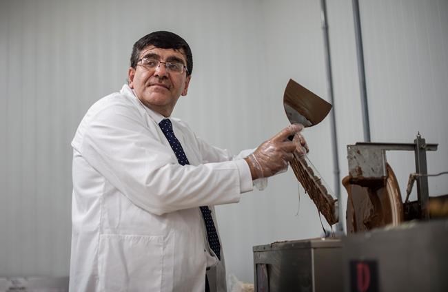 Syrian chocolatier celebrates factory opening with Nova Scotia town | iNFOnews.ca