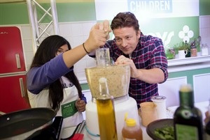 Jamie Oliver touts joys of healthy cooking and comfort food during Toronto visit | iNFOnews.ca CP30121415