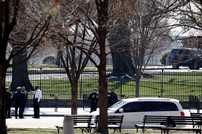 Spicer: Secret Service stops attempted White House intrusion | iNFOnews.ca Spicer: Secret Service stops attempted White House intrusion | iNFOnews.ca