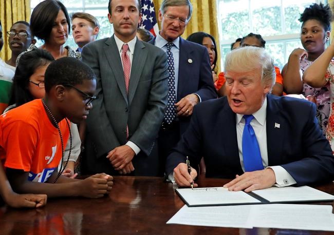Trump directs Ed secretary to prioritize computer science | iNFOnews.ca