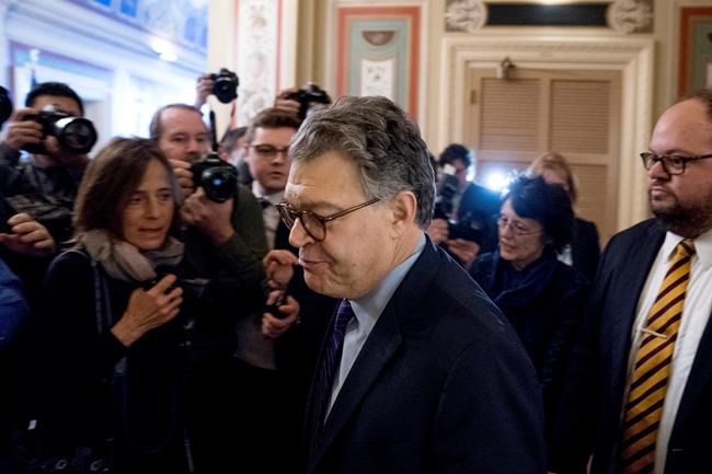 2 Democrats: Minnesota governor's top choice mulling '18 run | iNFOnews.ca