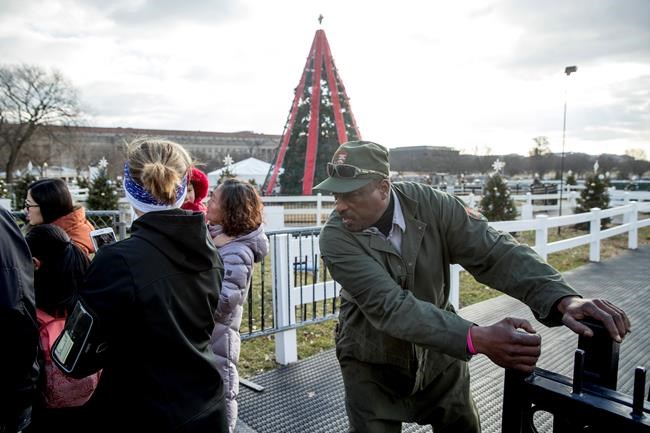 An icon of Christmas cheer went dark, some parks close | iNFOnews.ca An icon of Christmas cheer went dark, some parks close | iNFOnews.ca