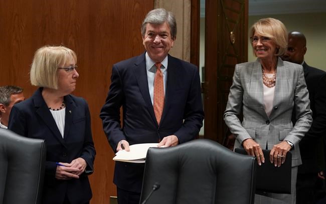 School safety panel will not look at guns, DeVos says | iNFOnews.ca