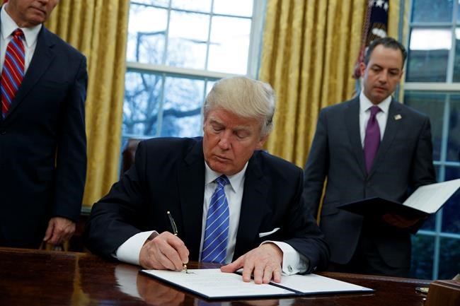 Trump moves to pull US out of big Asia trade deal | iNFOnews.ca CP1115419088