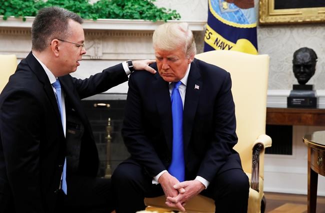 US pastor freed from Turkey prays with Trump in Oval Office | iNFOnews.ca