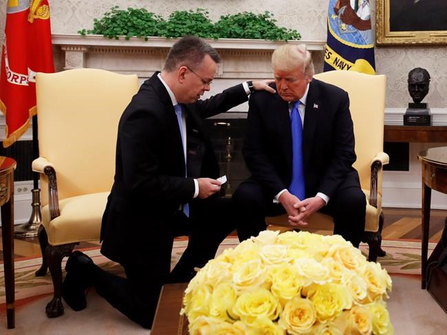 US pastor freed from Turkey prays with Trump in Oval Office | iNFOnews.ca US pastor freed from Turkey prays with Trump in Oval Office | iNFOnews.ca