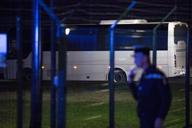 Europeans flee China, France urges help for poor nations | iNFOnews.ca Europeans flee China, France urges help for poor nations | iNFOnews.ca