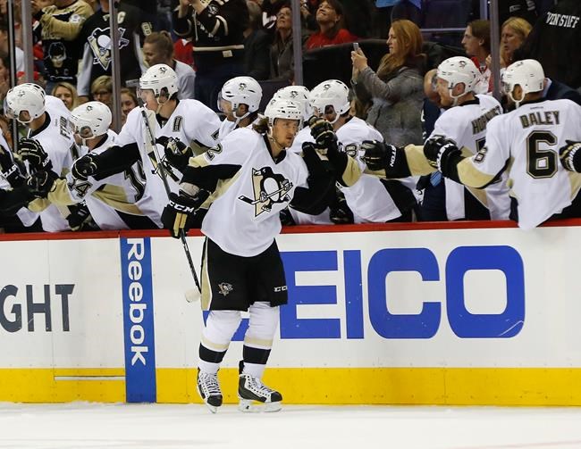 Down a man after Orpik hit, Pens top Caps 2-1; series 1-all | iNFOnews.ca Down a man after Orpik hit, Pens top Caps 2-1; series 1-all | iNFOnews.ca