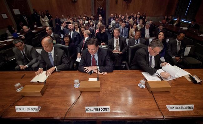 FBI chief says immunity for Clinton aide limited to laptop | iNFOnews.ca