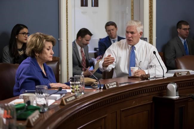 Risk for middle class: That GOP tax cuts could fade away | iNFOnews.ca CP1962337540