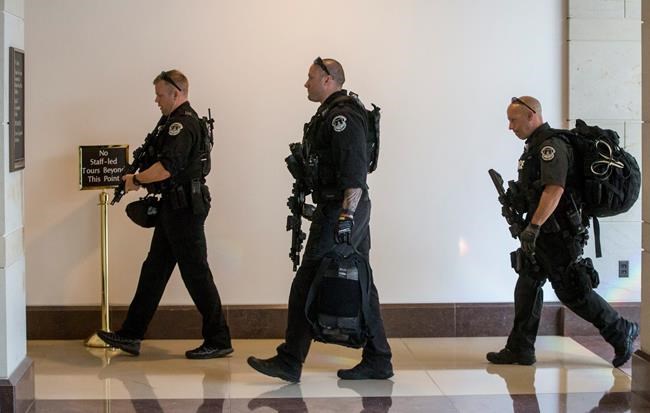 US Capitol briefly locked down; reports of woman with gun | iNFOnews.ca