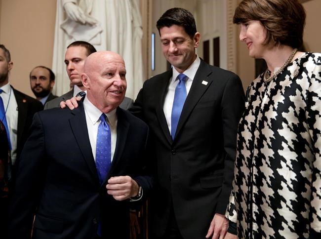 A faulty title and other glitches slow down GOP tax bill | iNFOnews.ca