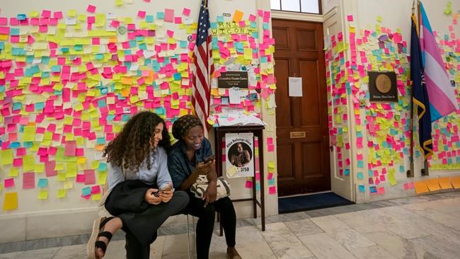 Face to face: Pelosi, AOC have own roles, centres of power | iNFOnews.ca Face to face: Pelosi, AOC have own roles, centres of power | iNFOnews.ca