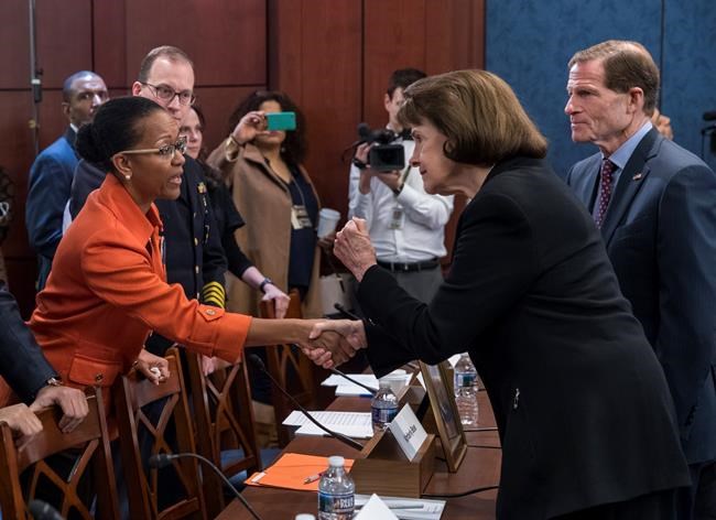 Senators: Allow feds to keep guns from people deemed threat | iNFOnews.ca