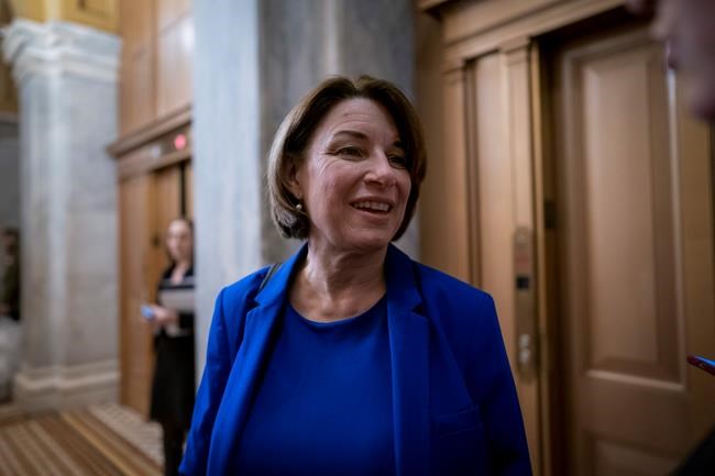 Klobuchar makes quick trip to Iowa in midst of impeachment | iNFOnews.ca