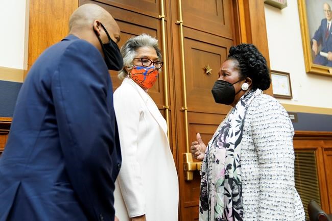 House panel votes to advance bill on slavery reparations | iNFOnews.ca House panel votes to advance bill on slavery reparations | iNFOnews.ca