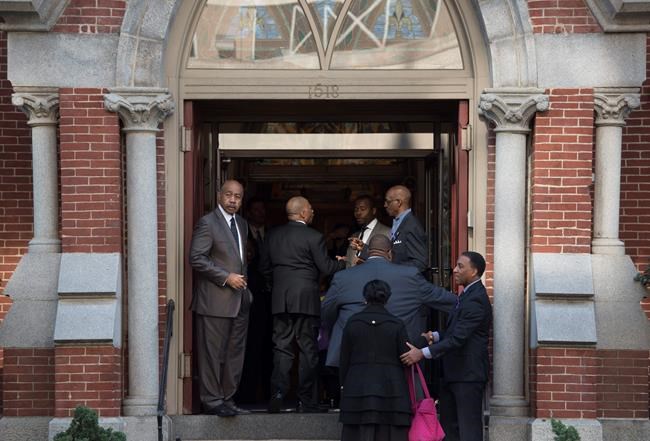Thousands gather to mourn, celebrate, journalist Gwen Ifill | iNFOnews.ca Thousands gather to mourn, celebrate, journalist Gwen Ifill | iNFOnews.ca